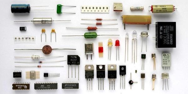 ic是半导体元件产品的统称.